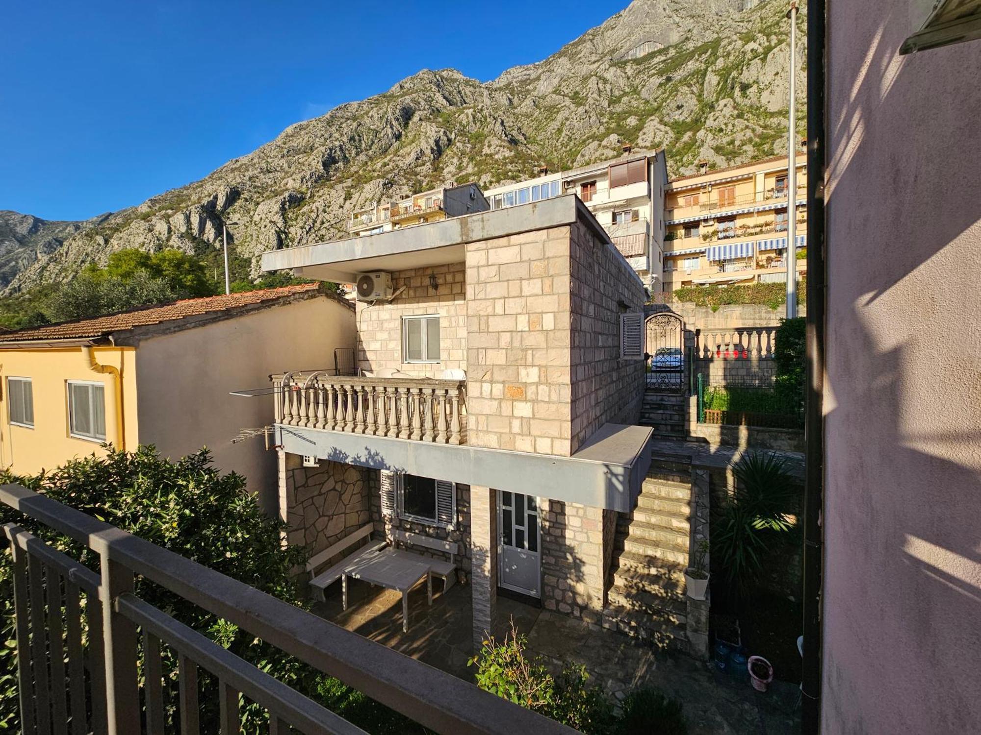 Modern Seaside Escape - Stunning Sea View - Private & Stylish Apartment Kotor Bagian luar foto